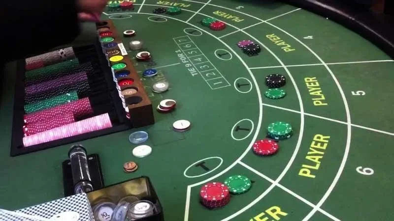 Công thức tính xác suất của Baccarat lập ra theo quy tắc gì?